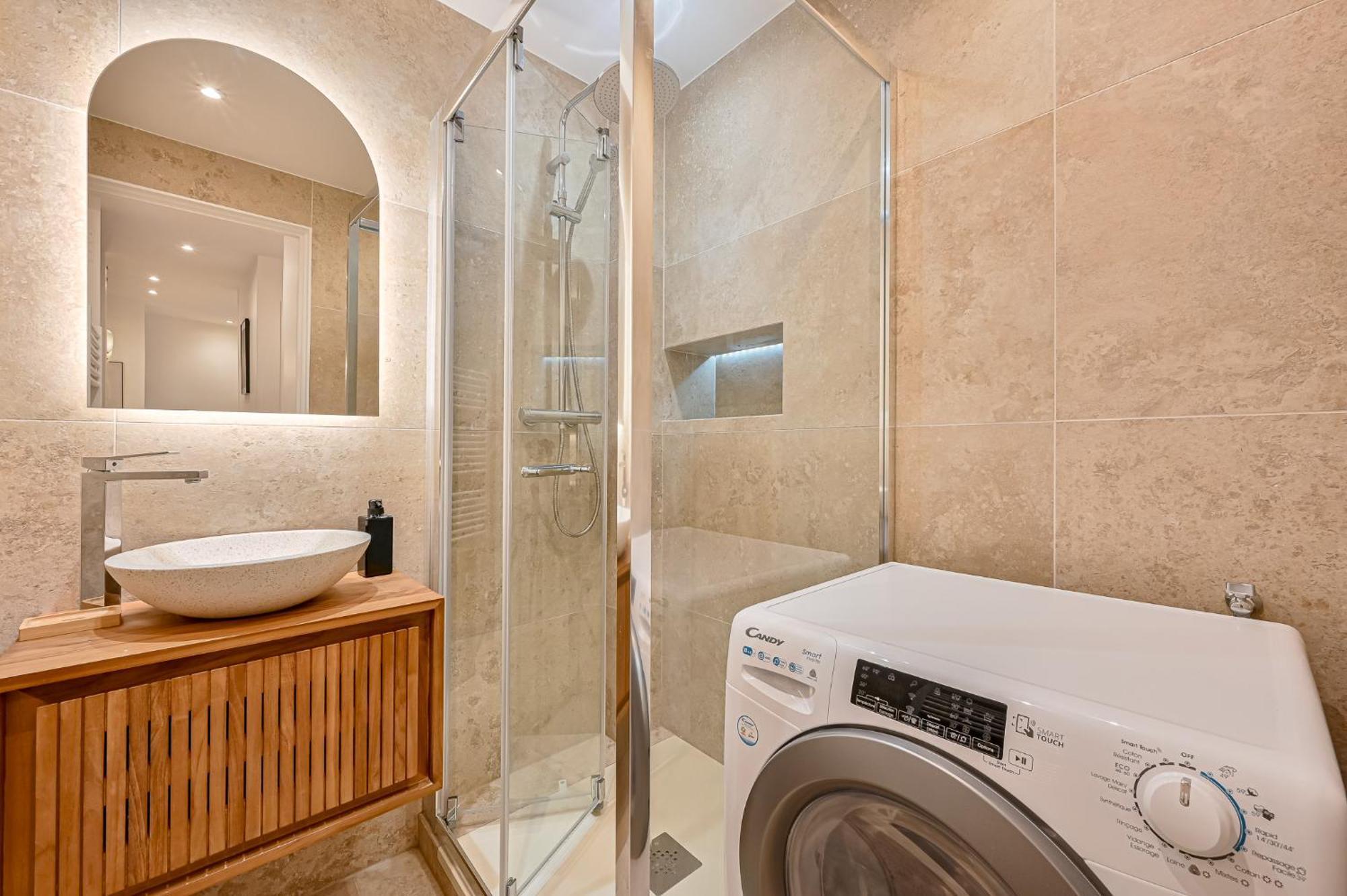 Suite Eiffel- Perfect Location Париж Экстерьер фото